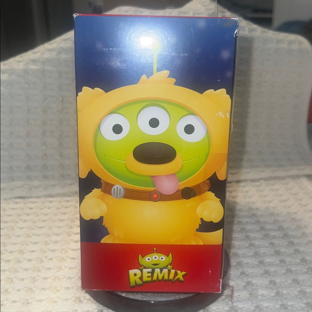 Disney Pixar Alien Remix Carl & Dug's New Home Playset - Picture 7 of 11